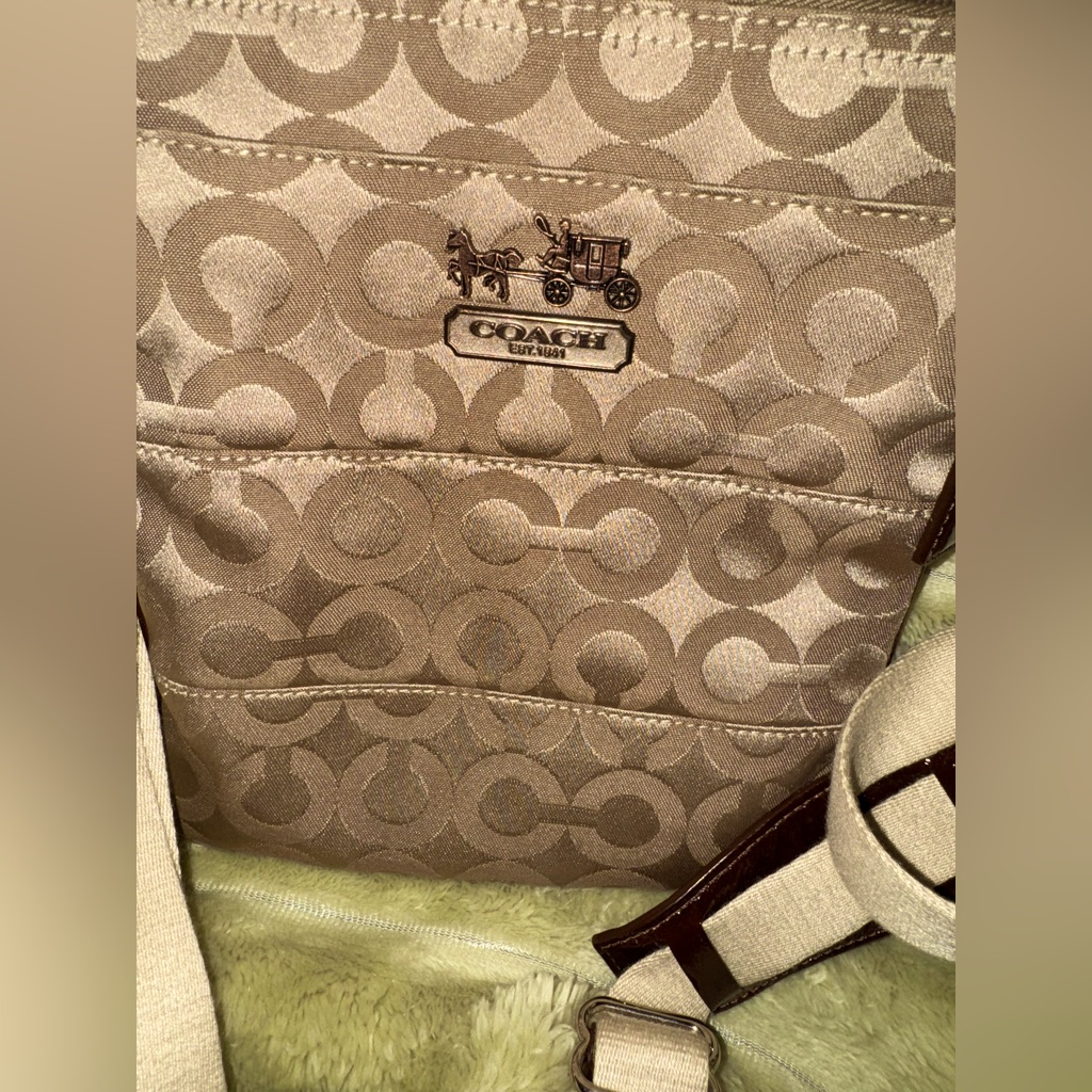 Euc Coach Satin Signature Crossbody With Thick Strap